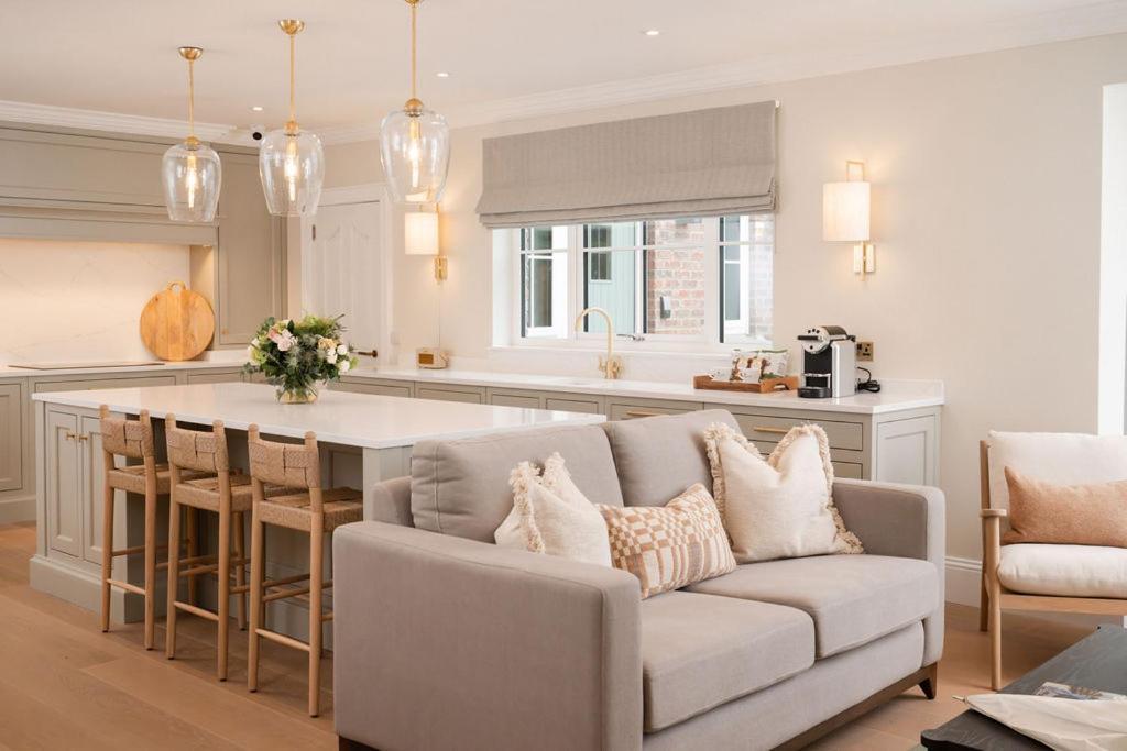 Tullyglass House Hotel 3*