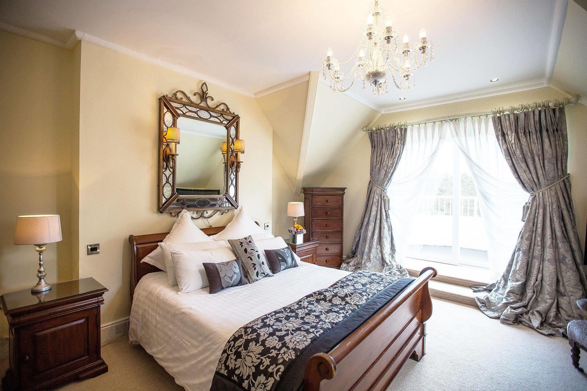 Hotel Tullyglass House
