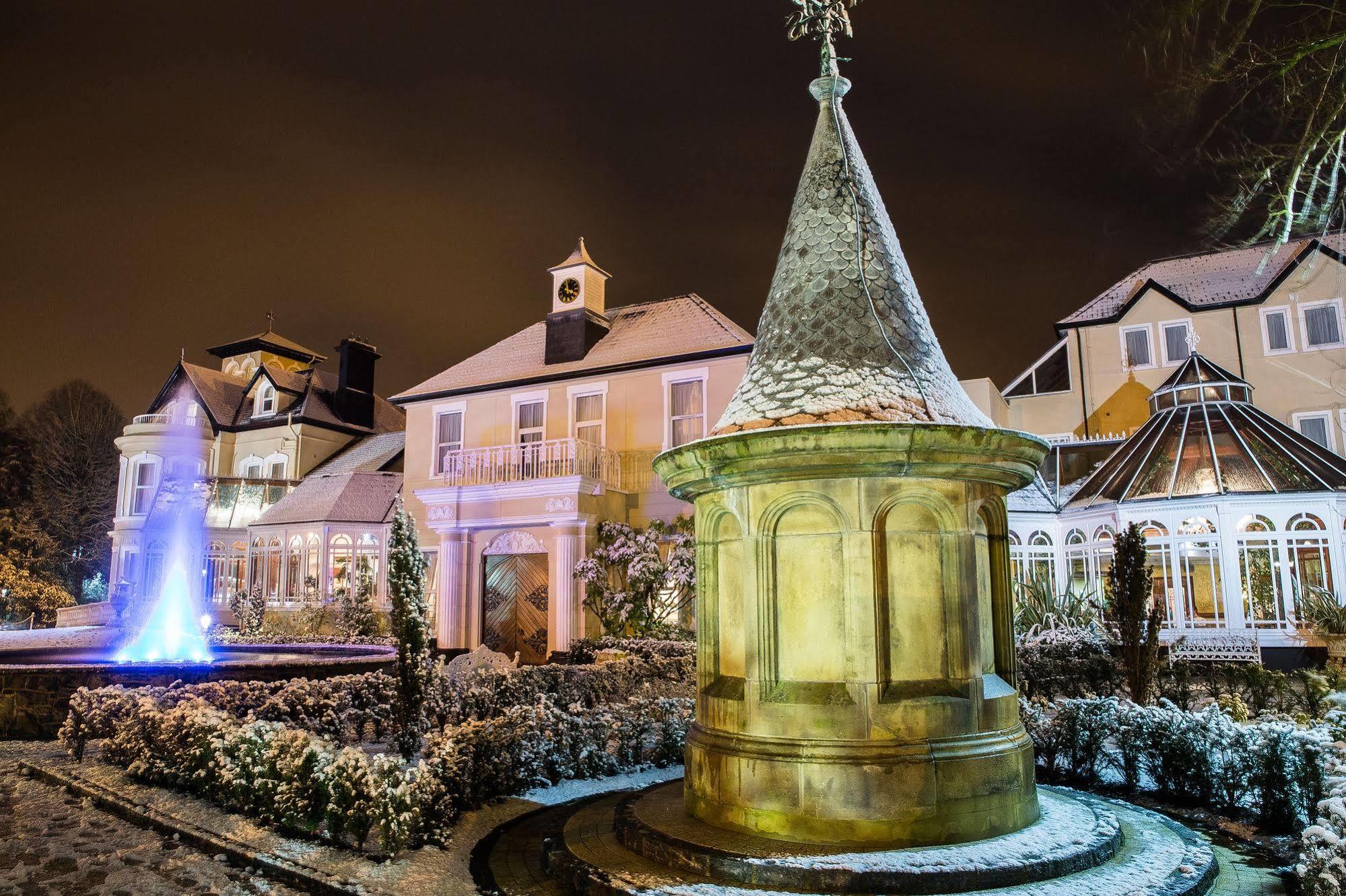 Tullyglass House Hotel 3*